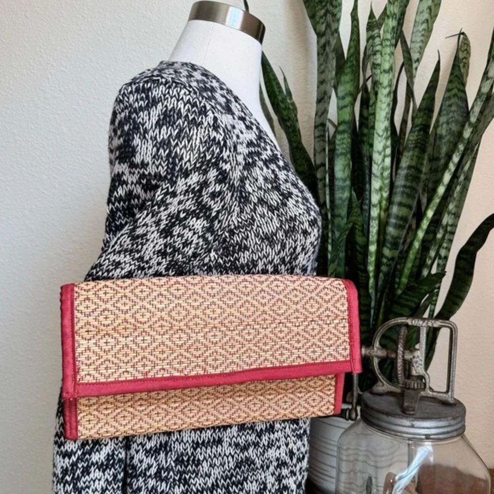 Vintage Woven Straw and Silk Clutch Purse – Boho‎ Summer Bag festival unique